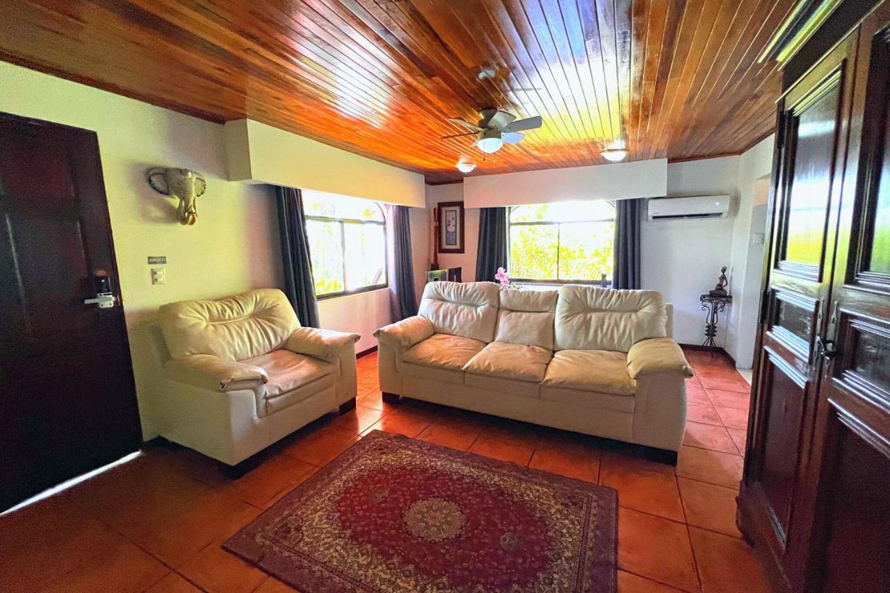 Casa Valentina - Ocean, Nature, Relax, Central Quepos Eksteriør bilde